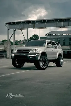 2000 Toyota 4Runner SR5