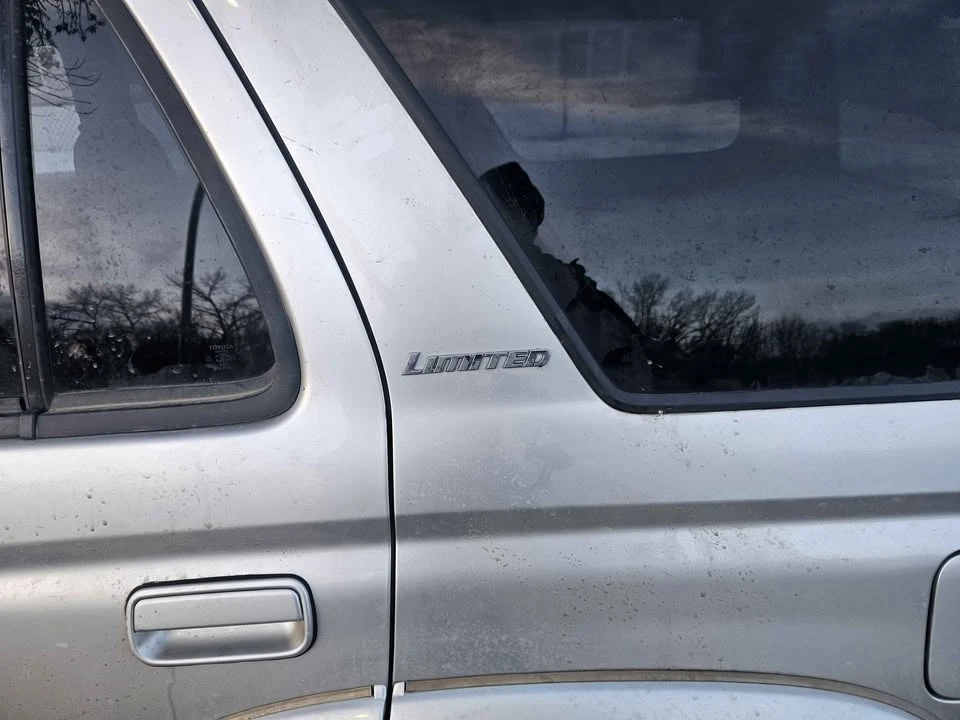 2000 Toyota 4Runner 3rd Gen - Image 8 of 16