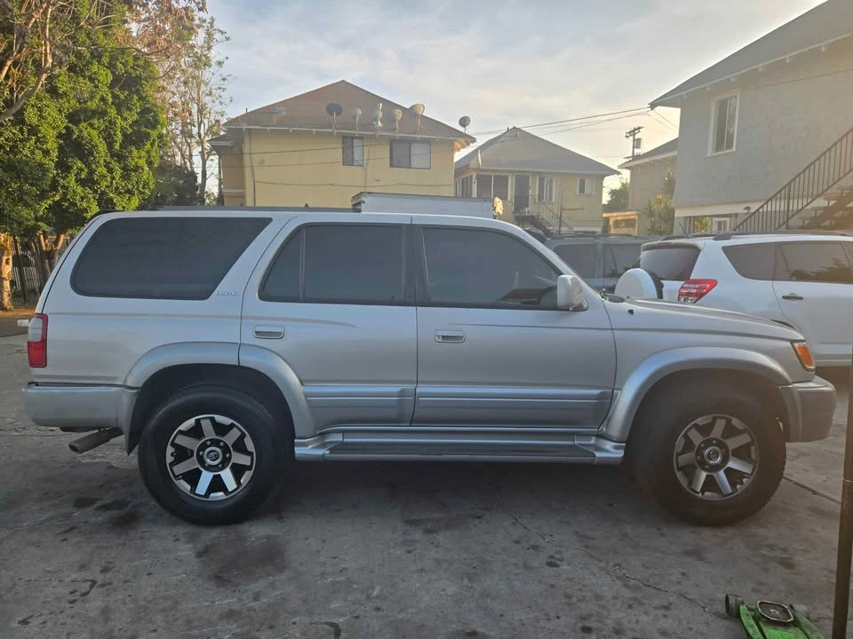 2000 Toyota 4Runner 3rd Gen - Image 4 of 10
