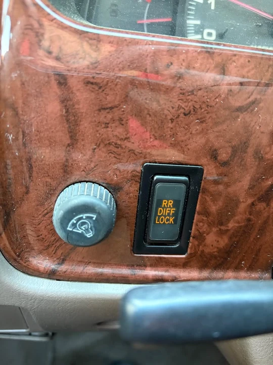 2000 Toyota 4Runner 3rd Gen - Image 9 of 15