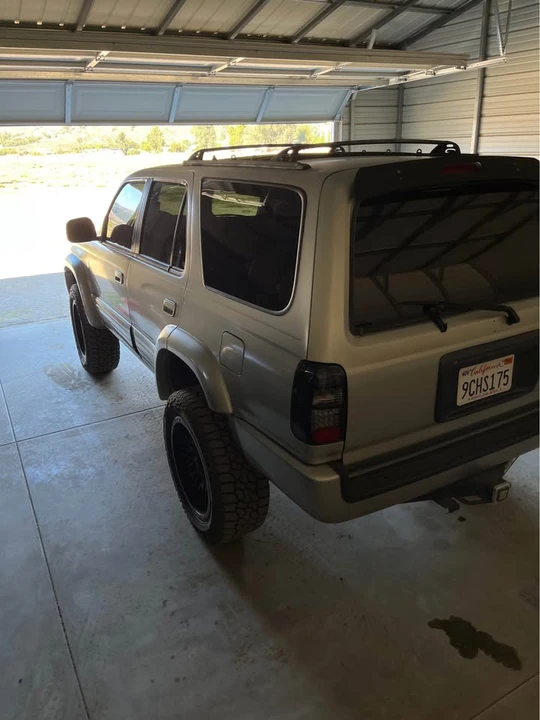 2000 Toyota 4Runner 3rd Gen - Image 3 of 10