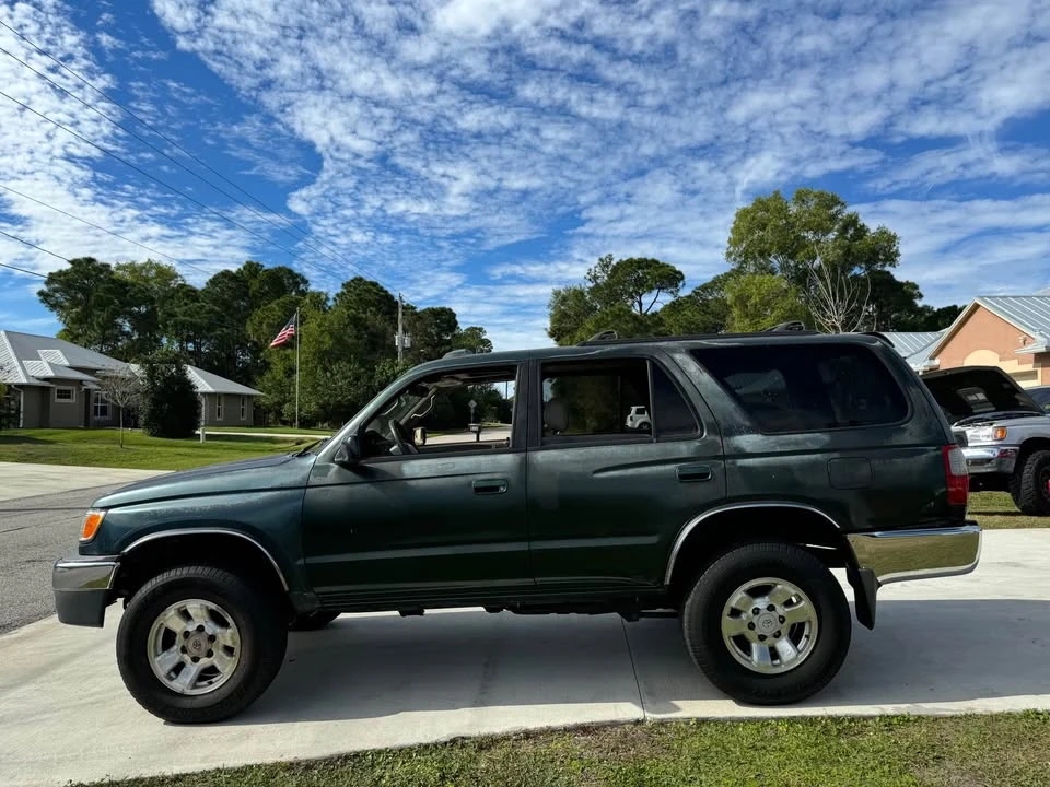 2000 Toyota 4Runner 3rd Gen - Image 5 of 11