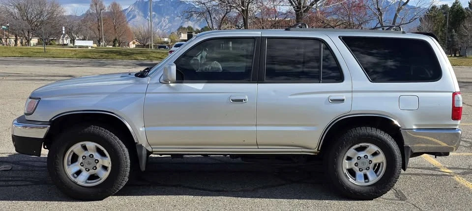 2000 Toyota 4Runner 3rd Gen - Image 2 of 19
