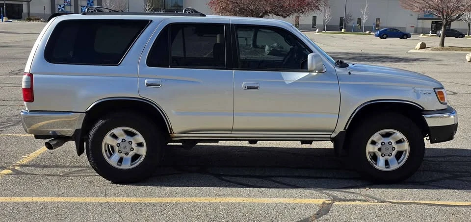 2000 Toyota 4Runner 3rd Gen - Image 3 of 19