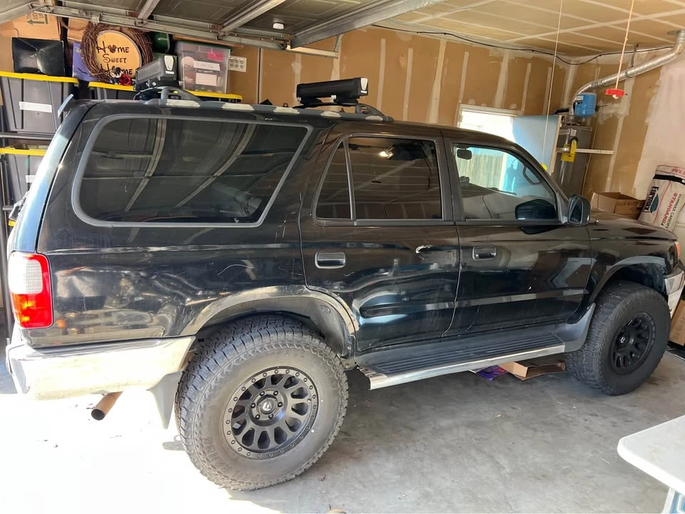 2000 Toyota 4Runner 3rd Gen - Image 2 of 4