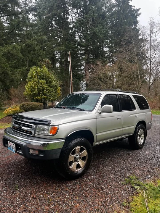 2000 Toyota 4Runner 3rd Gen - Image 2 of 10