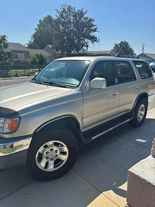 2000 Toyota 4Runner 3rd Gen - Image 8 of 9