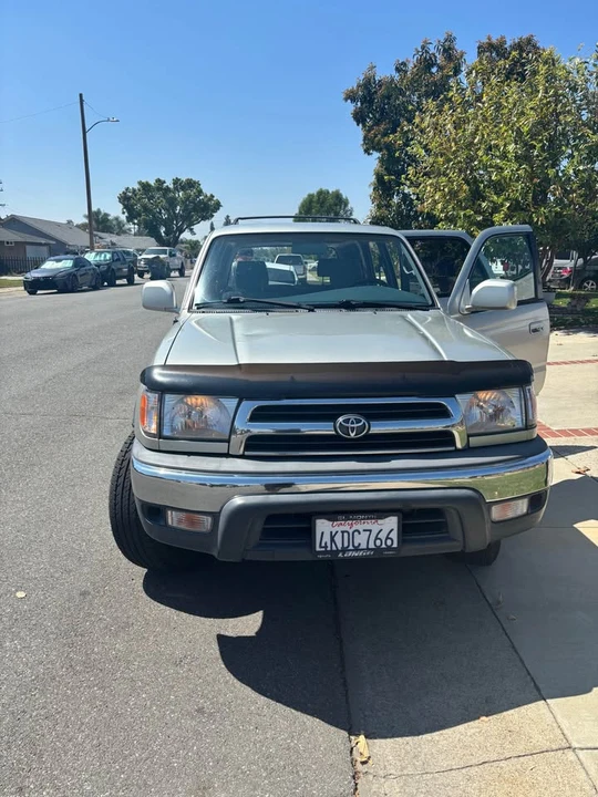 2000 Toyota 4Runner 3rd Gen - Image 3 of 9