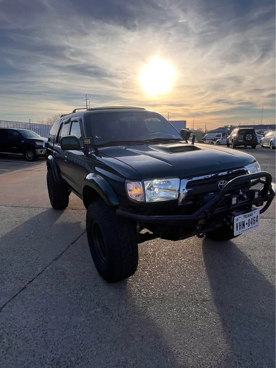 2000 Toyota 4Runner 3rd Gen - Image 2 of 10