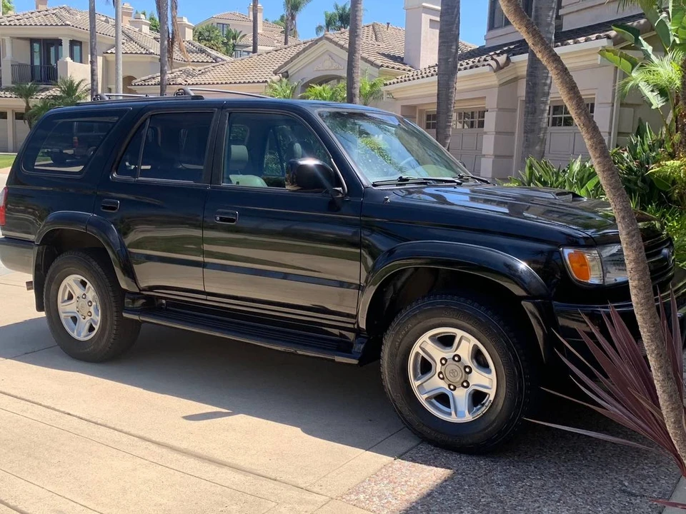 2000 Toyota 4Runner 3rd Gen - Image 2 of 24