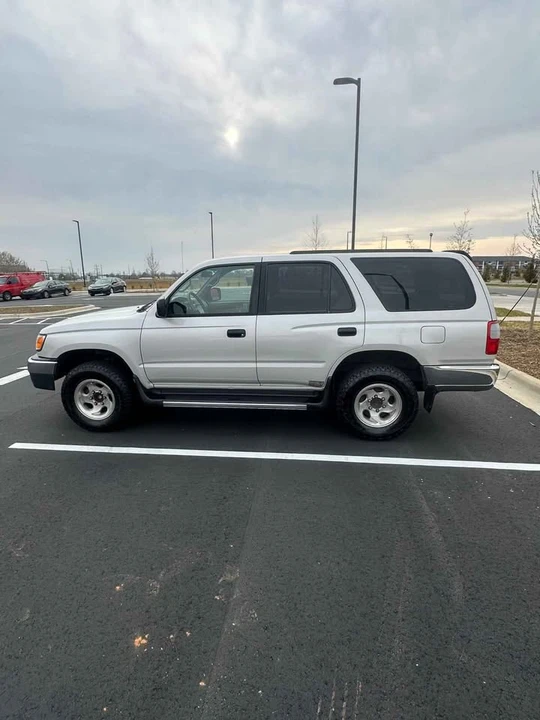 2000 Toyota 4Runner 3rd Gen - Image 3 of 15