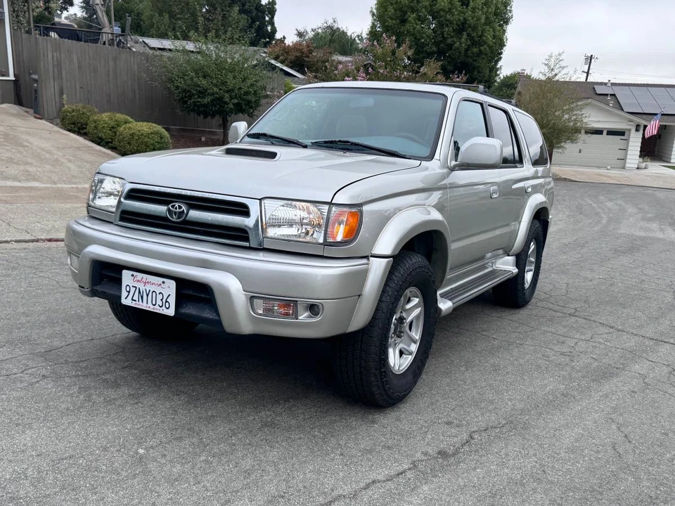 2000 Toyota 4Runner 3rd Gen - Image 2 of 21
