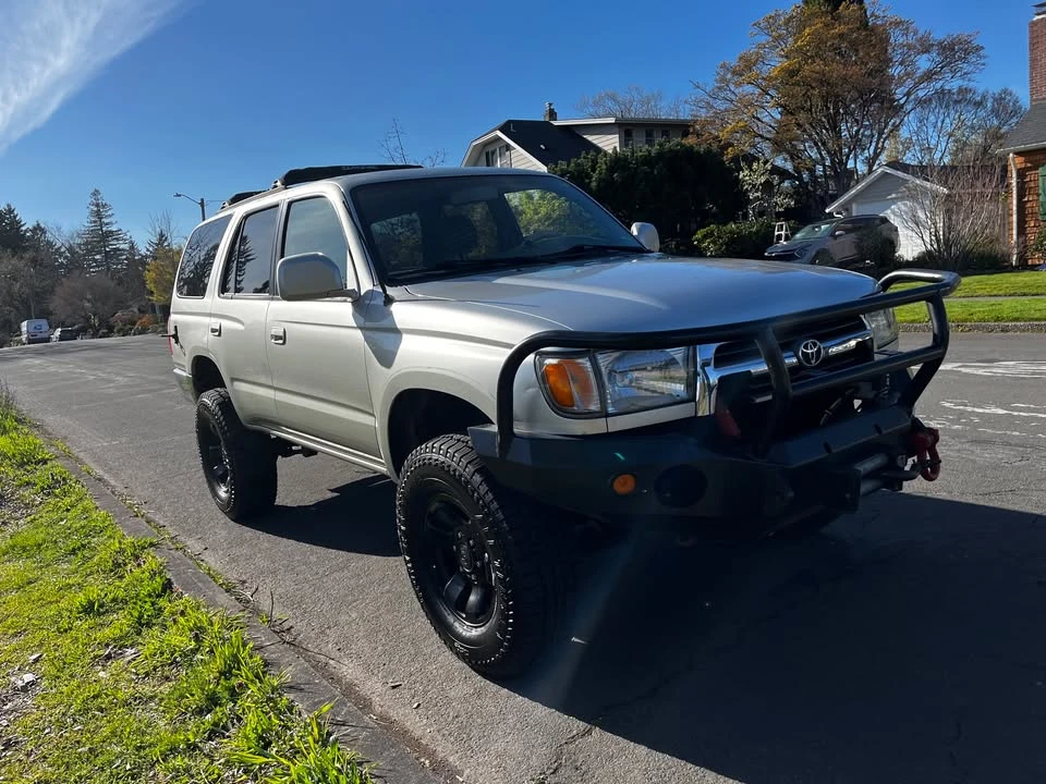 2000 Toyota 4Runner 3rd Gen - Image 2 of 11