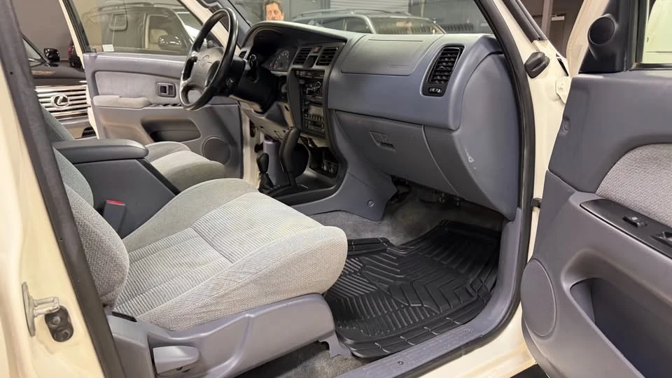 2000 Toyota 4Runner 3rd Gen - Image 10 of 20