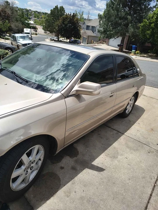 2000 Toyota Avalon 2nd Gen - Image 8 of 9