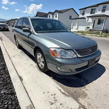 2000 Toyota Avalon XL