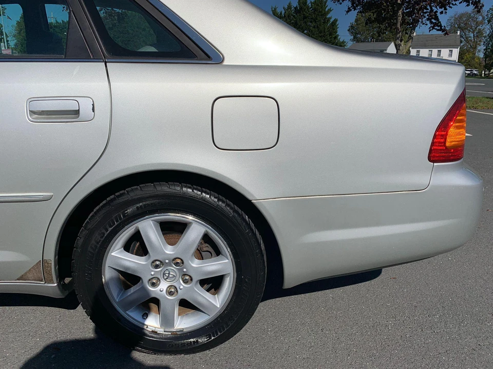2000 Toyota Avalon 2nd Gen - Image 27 of 31