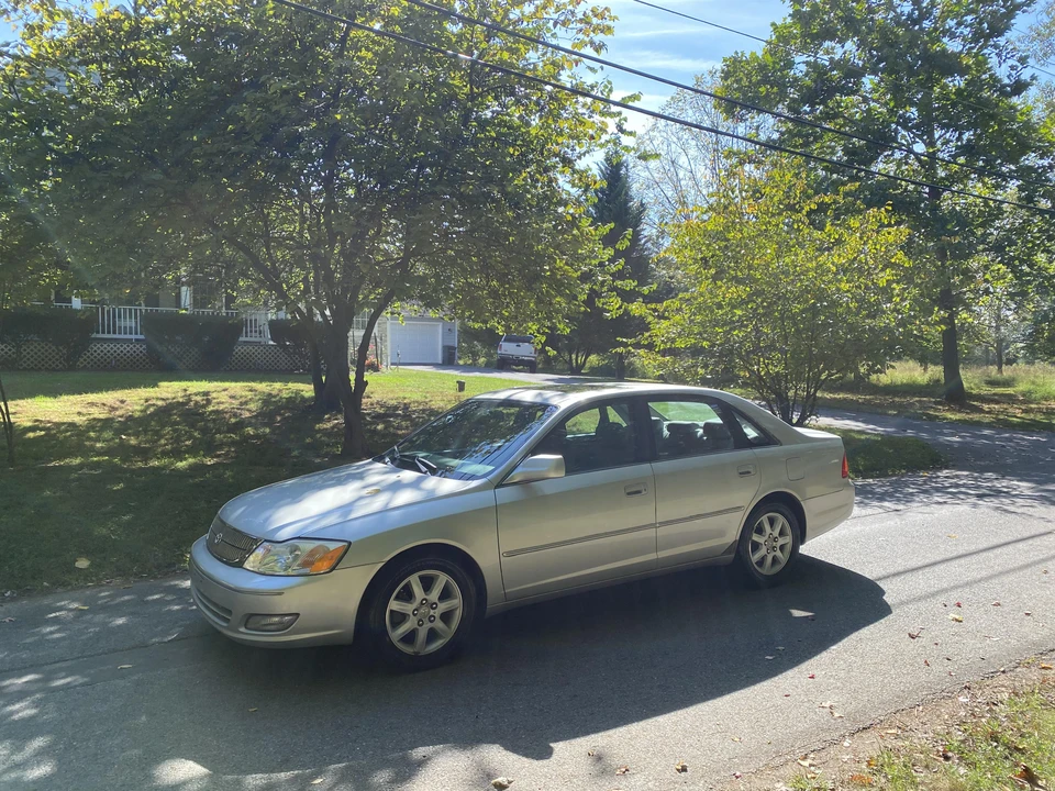 2000 Toyota Avalon 2nd Gen - Image 8 of 31