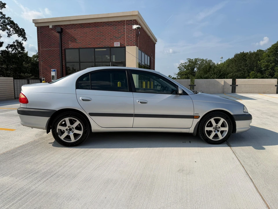 2000 Toyota Caldina 2nd Gen - Image 8 of 31