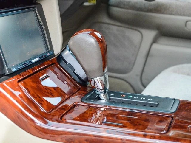 2000 Toyota Crown - Image 25 of 31