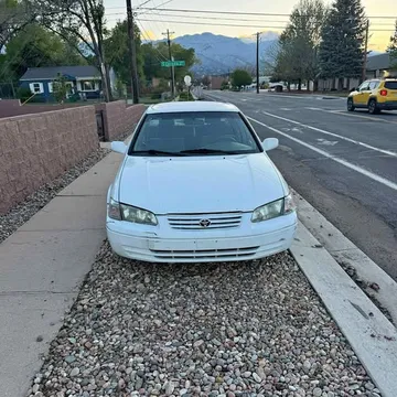 2000 Toyota Camry CE Sedan 4D