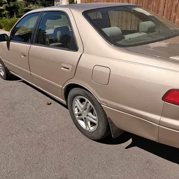 2000 Toyota Camry LE