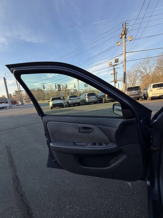 2000 Toyota Camry 3rd Gen - Image 16 of 21