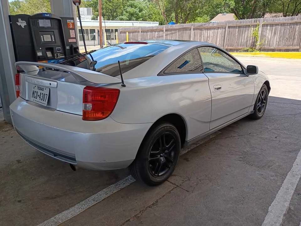 2000 Toyota Celica 7th Gen - Image 2 of 8