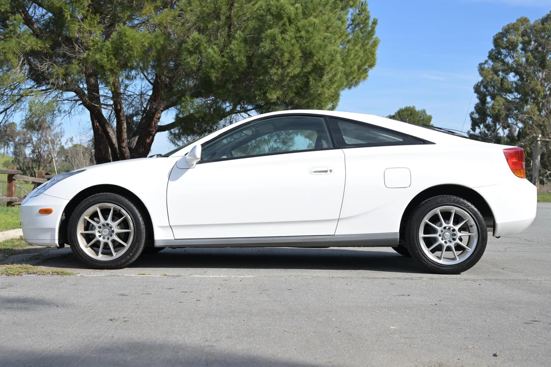 2000 Toyota Celica 7th Gen - Image 3 of 31