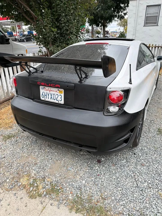 2000 Toyota Celica 7th Gen - Image 2 of 9