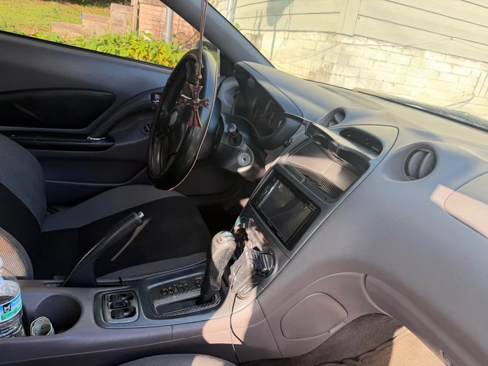 2000 Toyota Celica 7th Gen - Image 2 of 6