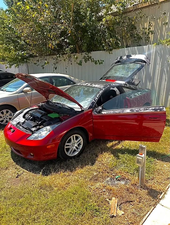 2000 Toyota Celica 7th Gen - Image 2 of 2