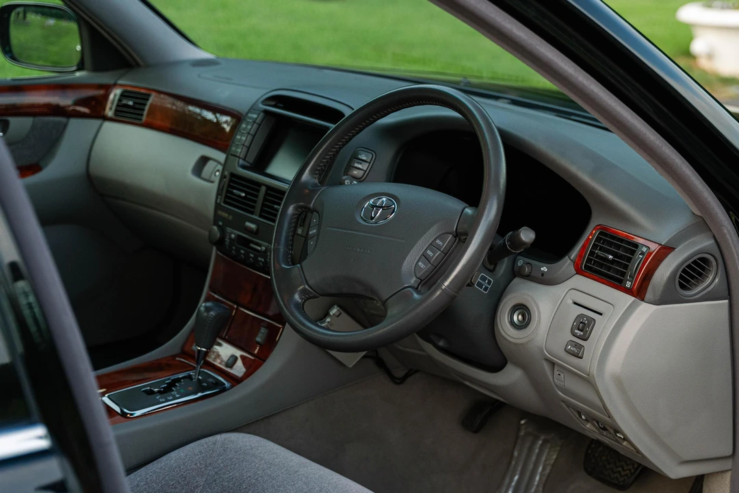 2000 Toyota Celsior 2nd Gen - Image 27 of 31
