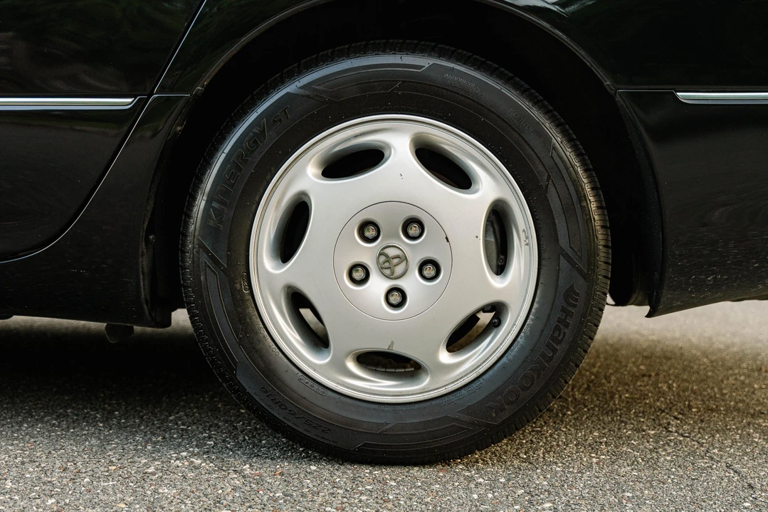 2000 Toyota Celsior 2nd Gen - Image 26 of 31