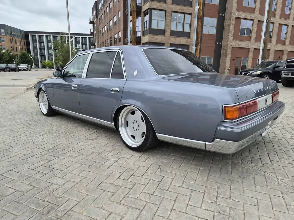 2000 Toyota Century 2nd Gen - Image 10 of 15