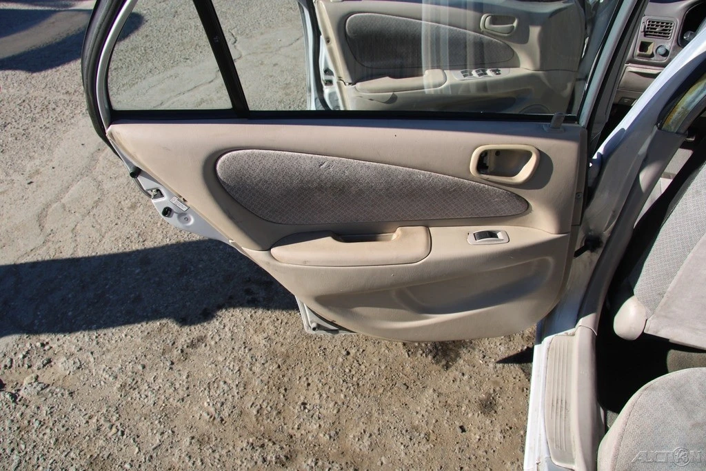 2000 Toyota Corolla 8th Gen - Image 18 of 21