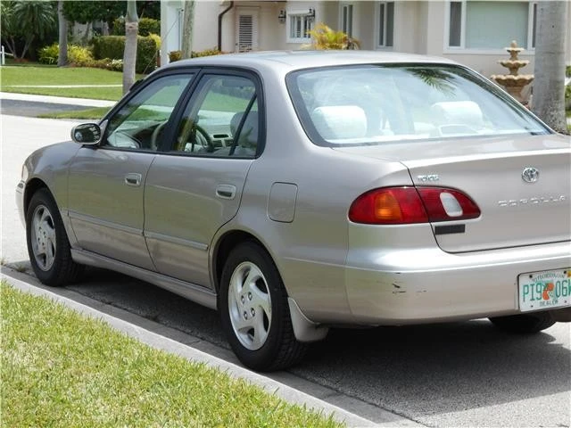 2000 Toyota Corolla 8th Gen - Image 9 of 12