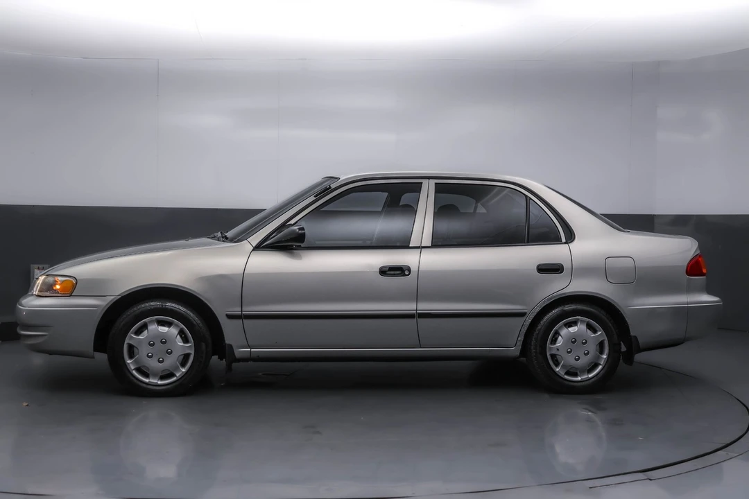 2000 Toyota Corolla 8th Gen - Image 2 of 12
