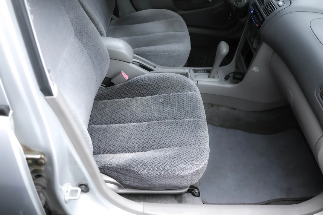 2000 Toyota Corolla 8th Gen - Image 7 of 12