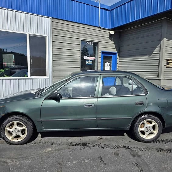 2000 Toyota Corolla 8th Gen - Image 1 of 1