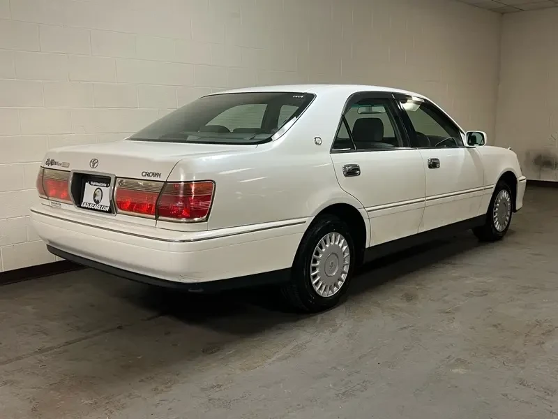 2000 Toyota Crown - Image 5 of 19