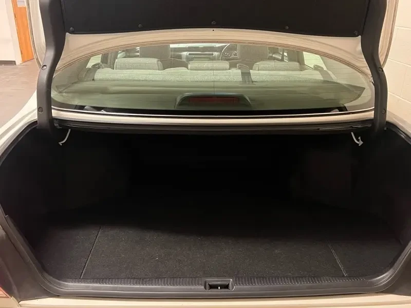 2000 Toyota Crown - Image 15 of 19