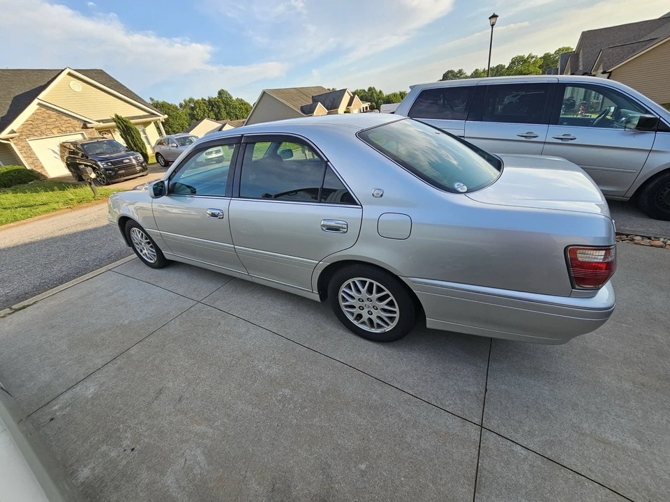 2000 Toyota Crown 10th Gen - Image 3 of 8
