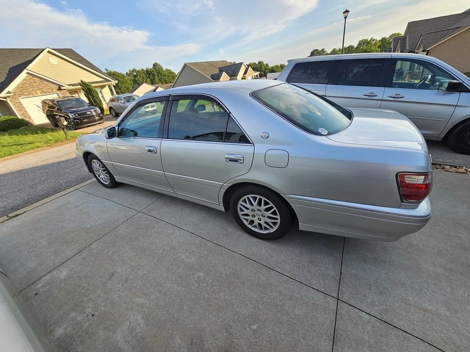 2000 Toyota Crown 11th Gen - Image 3 of 15