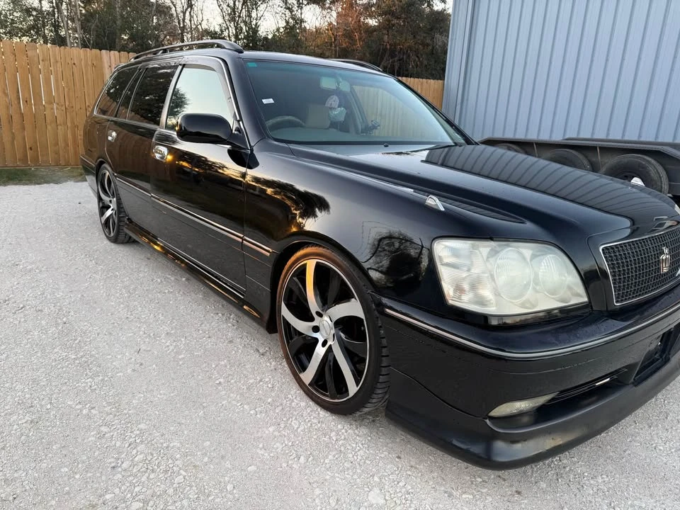 2000 Toyota Crown 11th Gen - Image 2 of 19