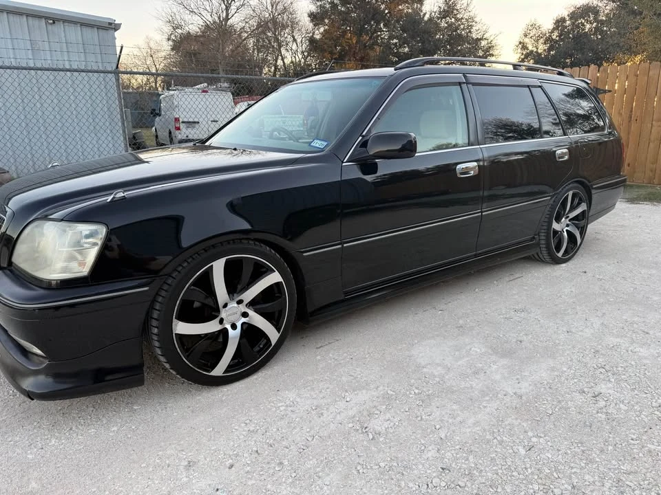 2000 Toyota Crown 11th Gen - Image 3 of 19