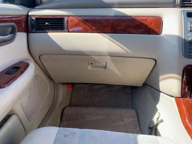 2000 Toyota Crown 11th Gen - Image 10 of 19