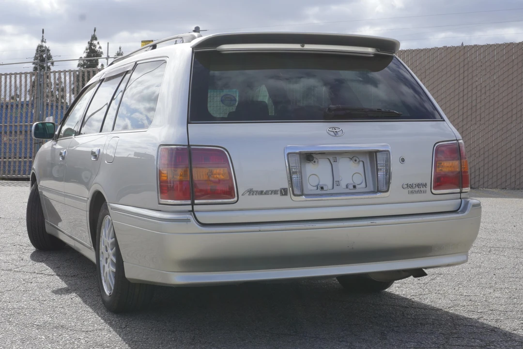 2000 Toyota Crown - Image 5 of 31
