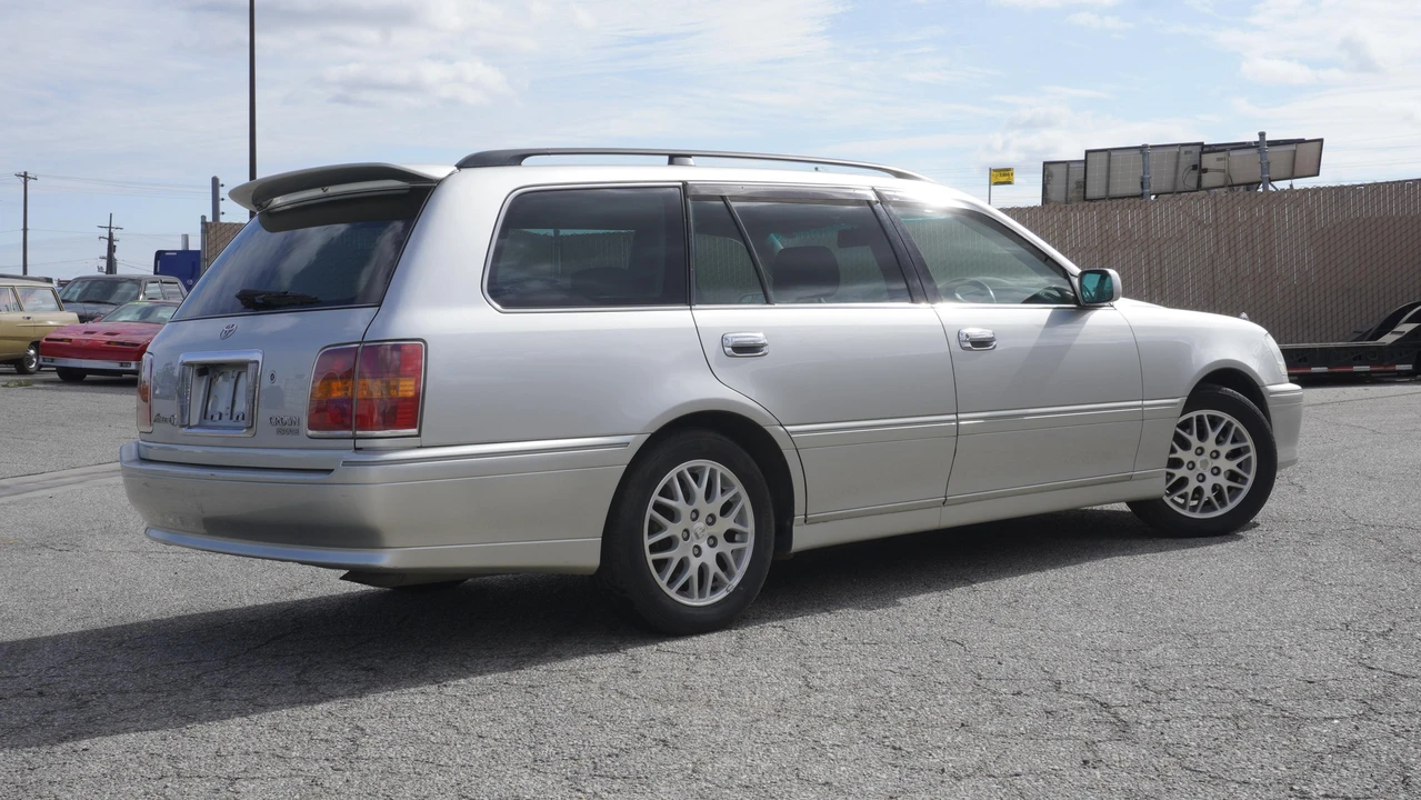 2000 Toyota Crown - Image 12 of 31