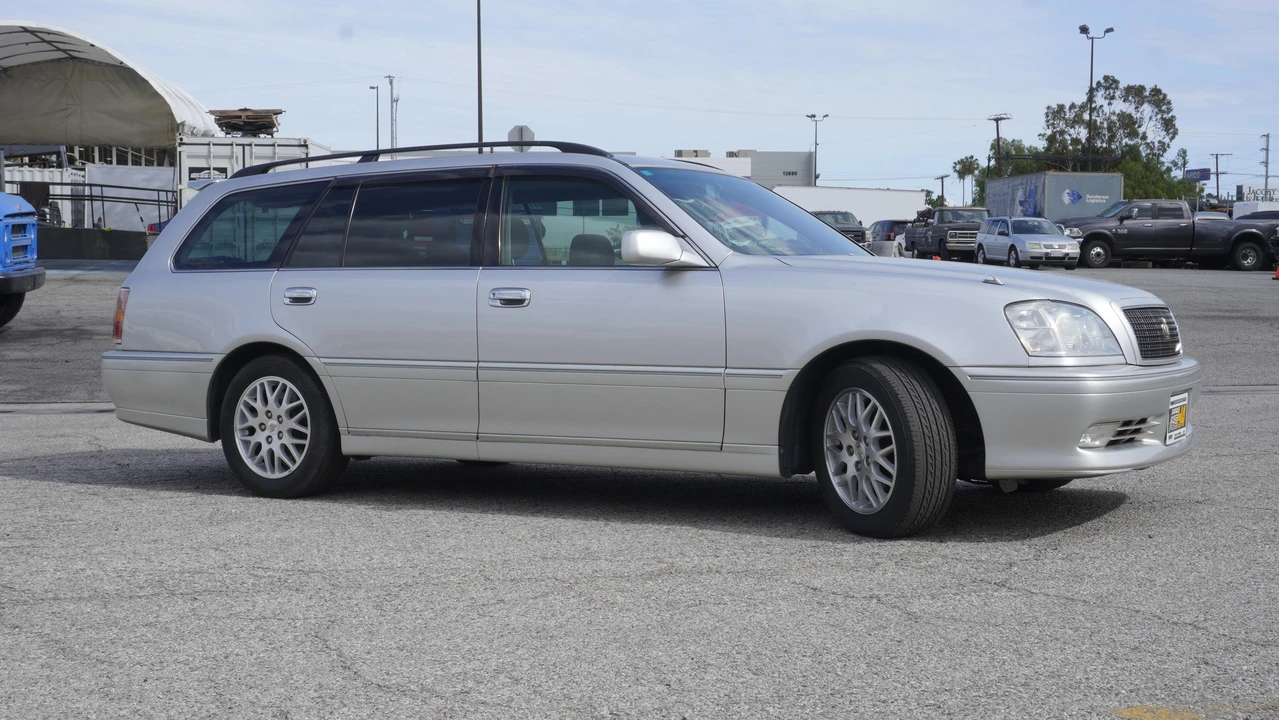 2000 Toyota Crown - Image 14 of 31